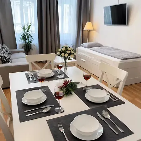 Apartmán Bi Florenc *